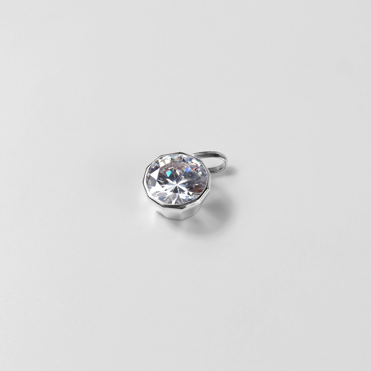 Round Pendant