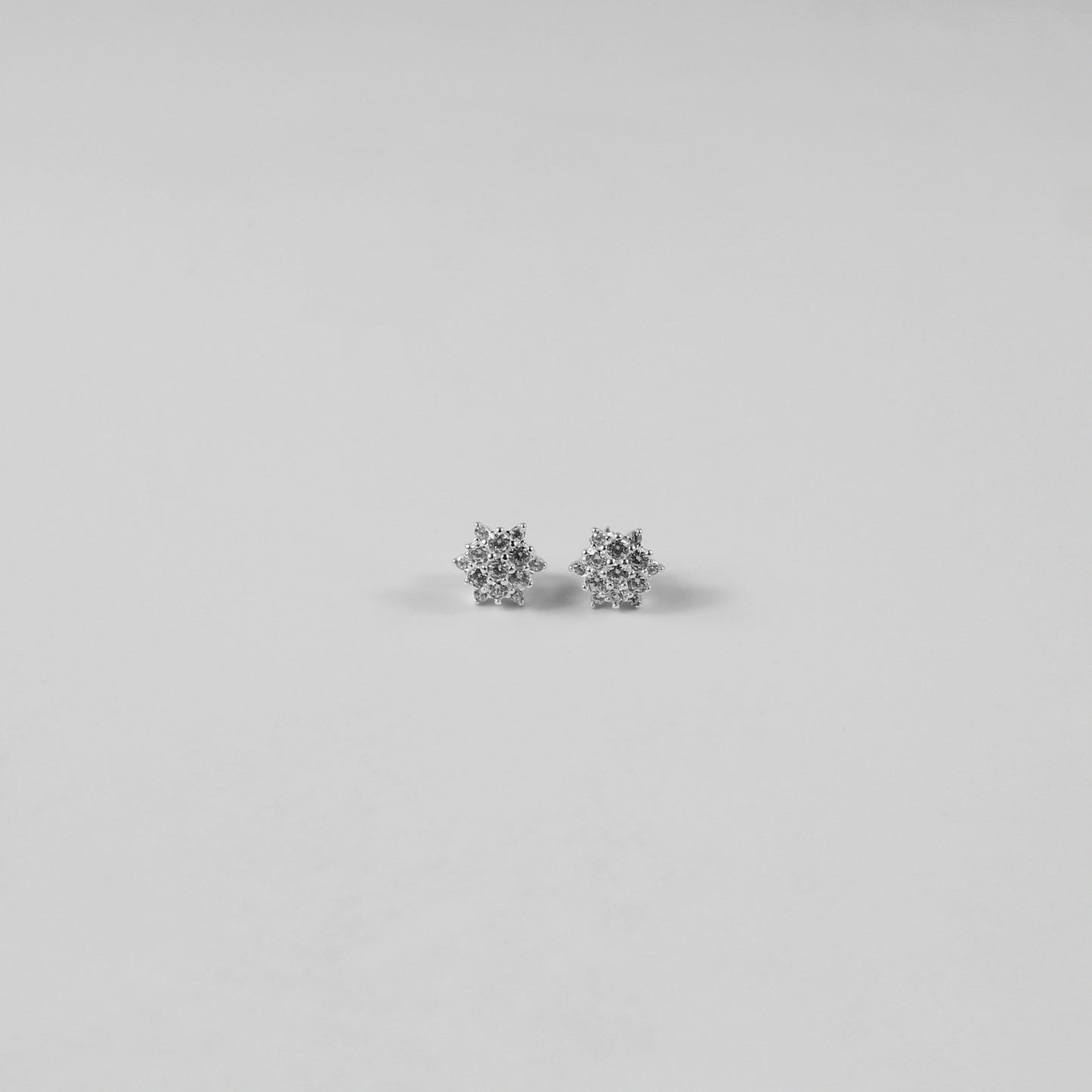 Fleur Radiance Ear Studs
