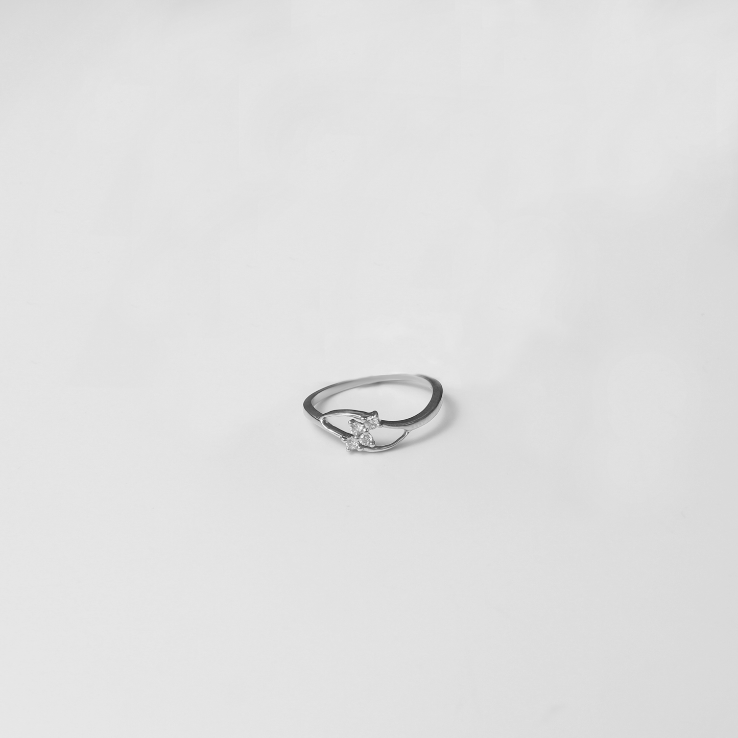 Solitaire Crown Ring