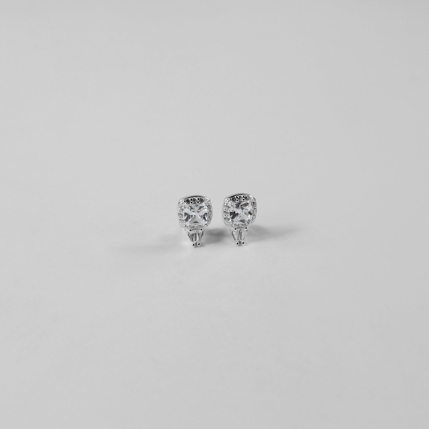 LuminSquare Ear Studs