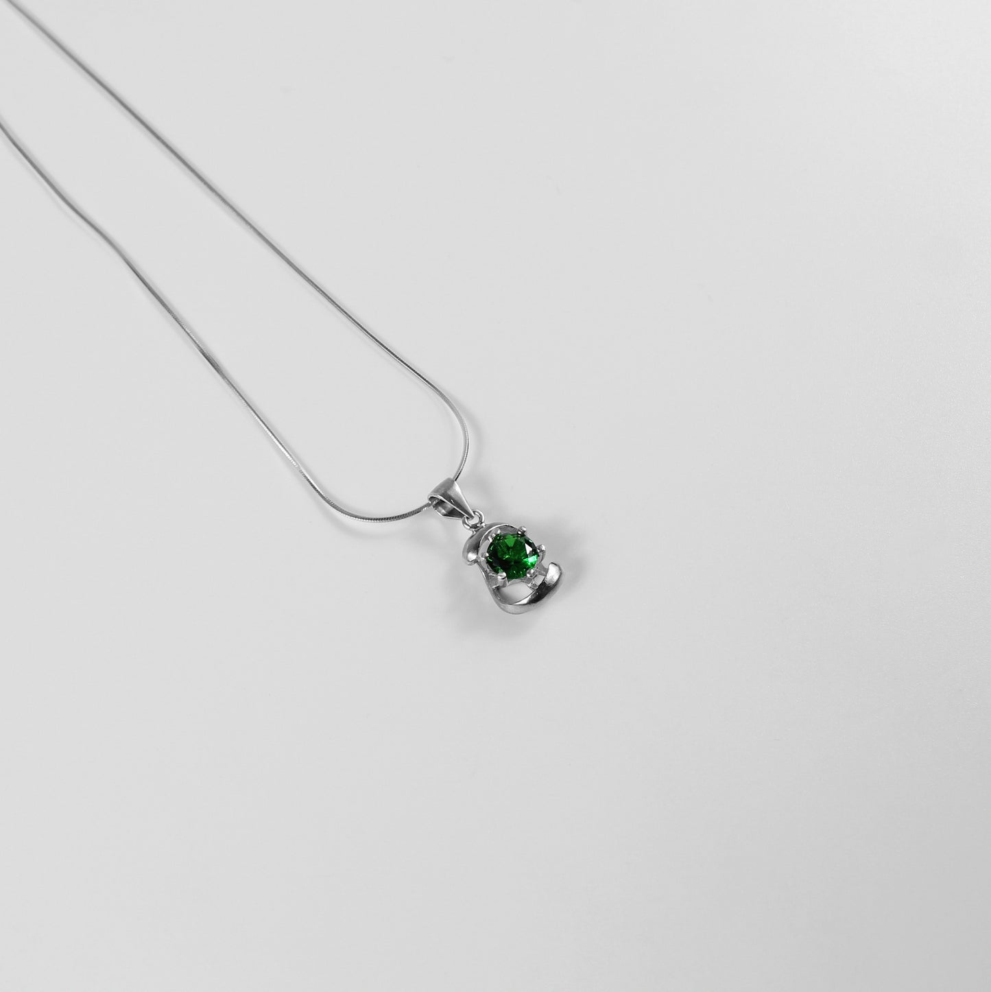 Green Echo Necklace