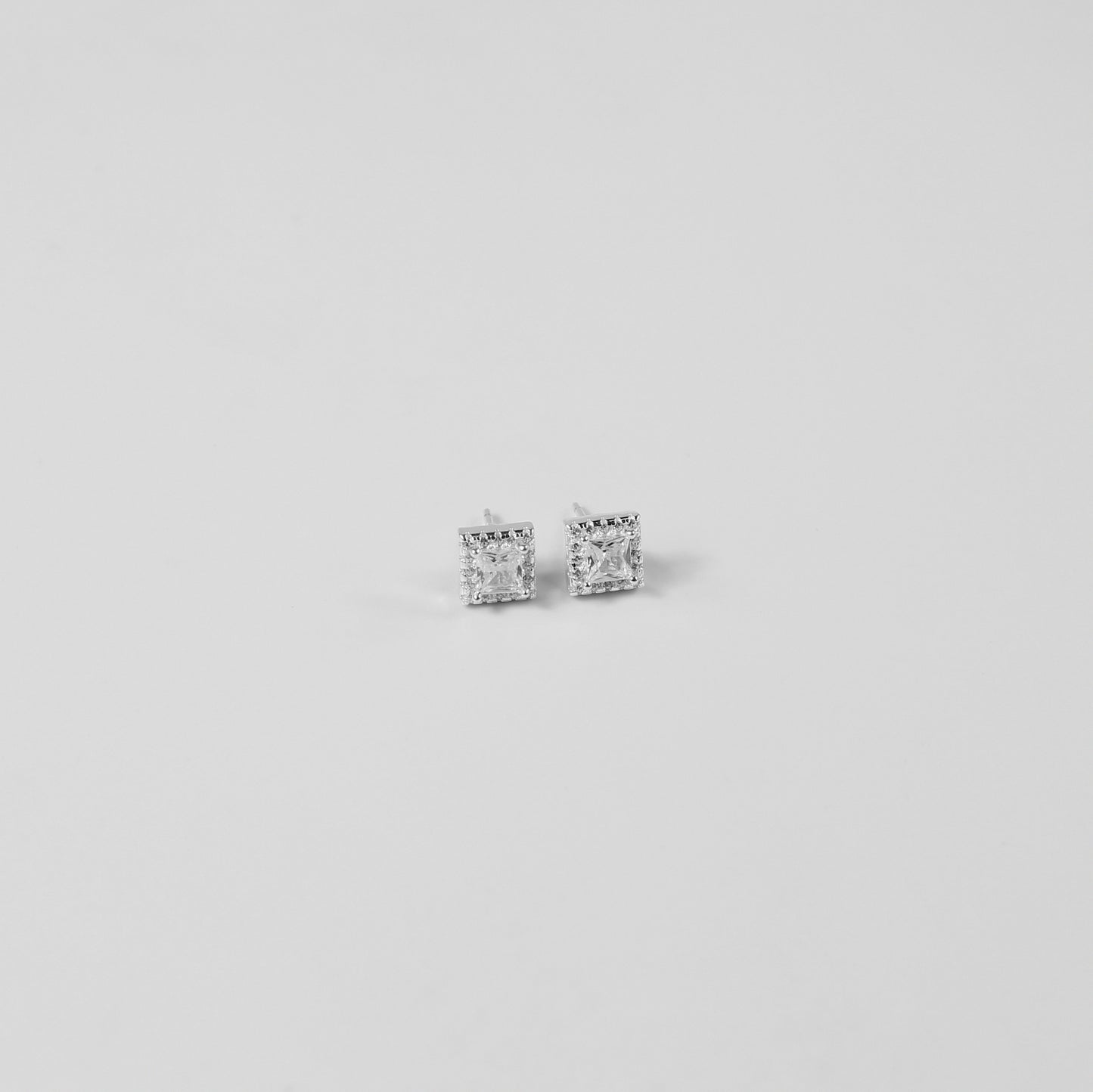 Quadriluxe Ear Studs