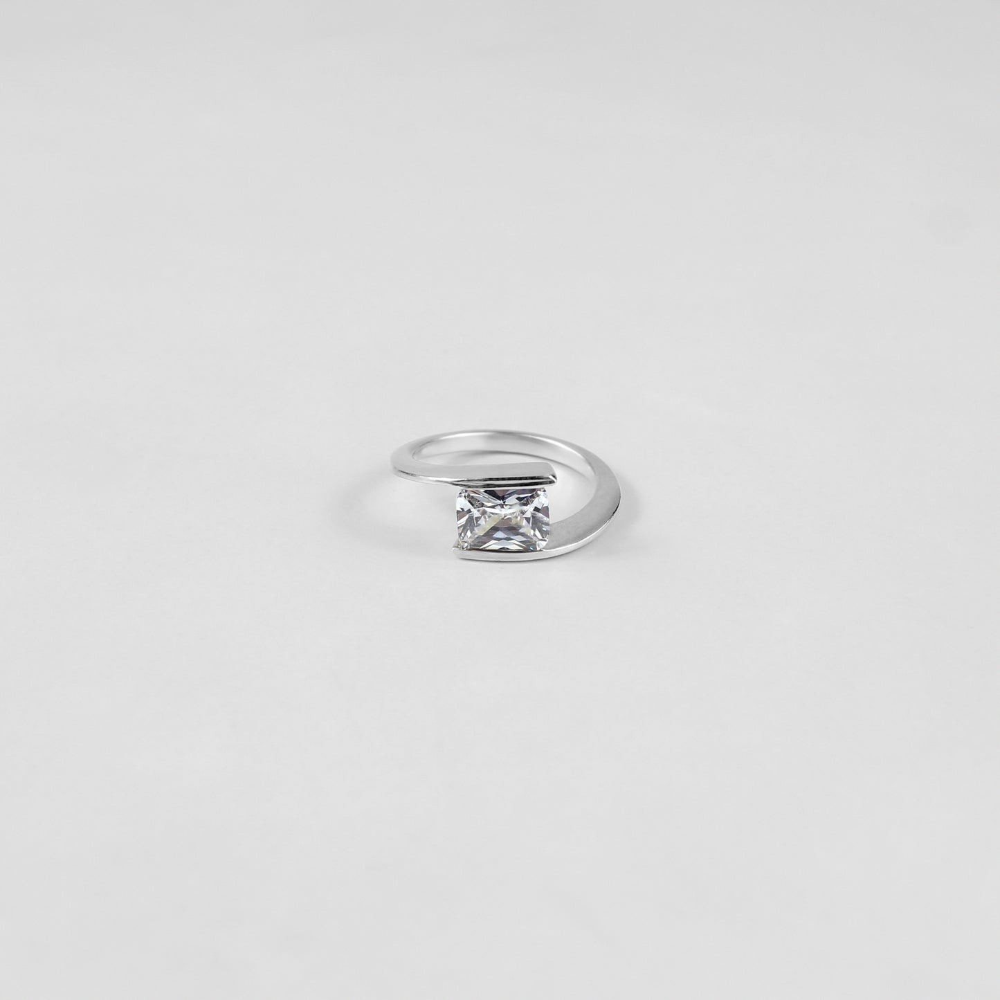 Gossamer Gleam Ring