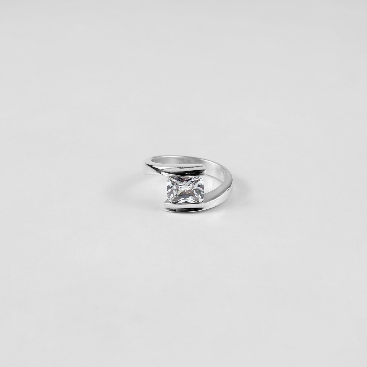 Gossamer Gleam Ring