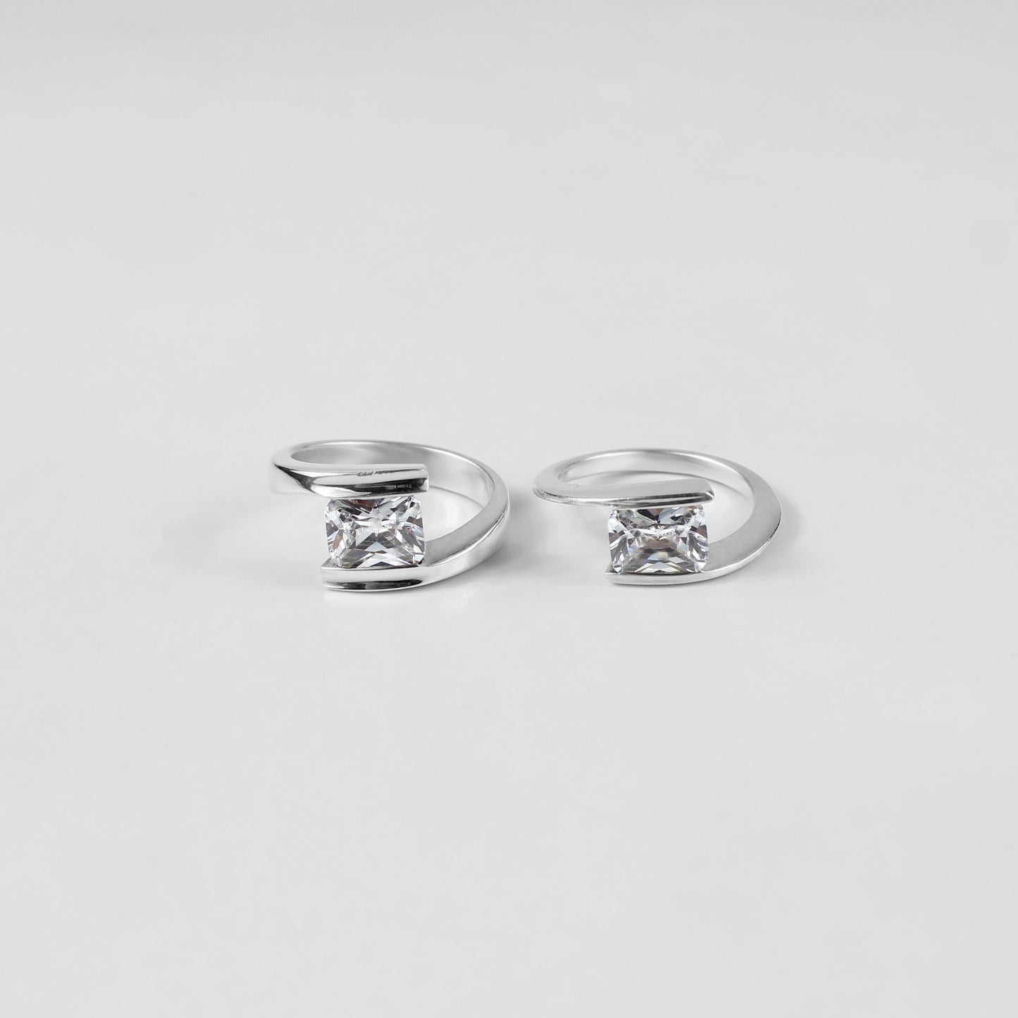 Gossamer Gleam Ring