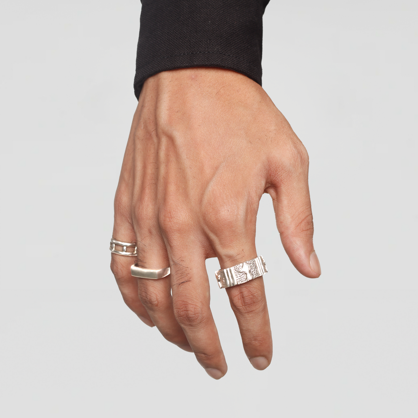 Linear Elegance Band Ring