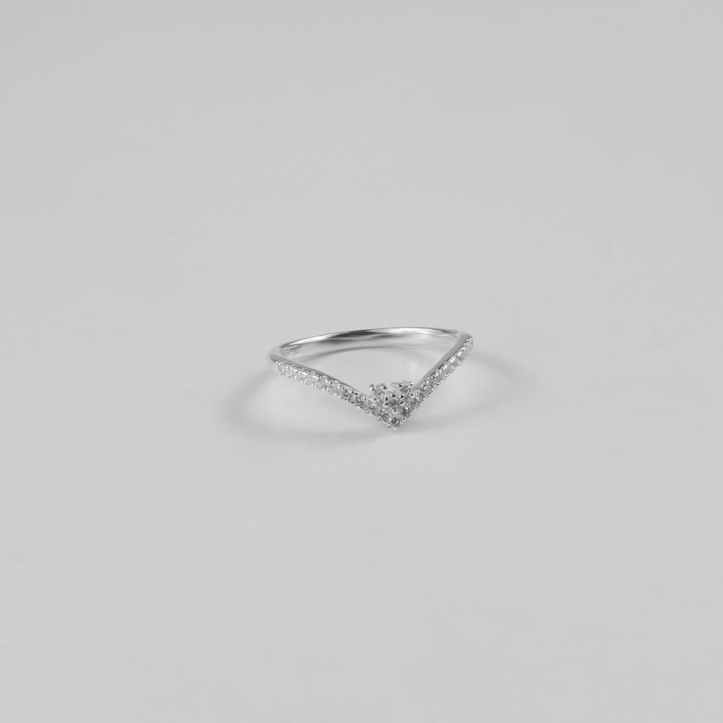 Crystal V Ring