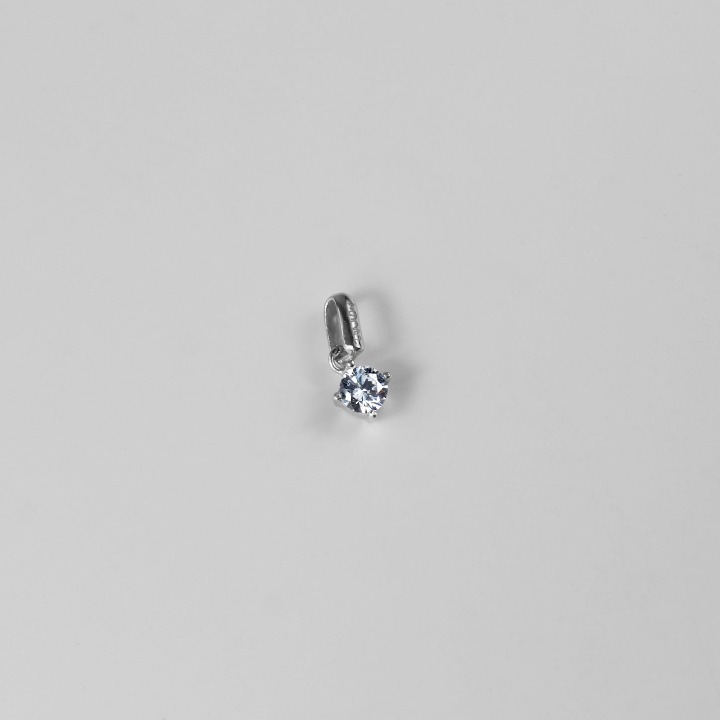 Frosted Gleam Pendant