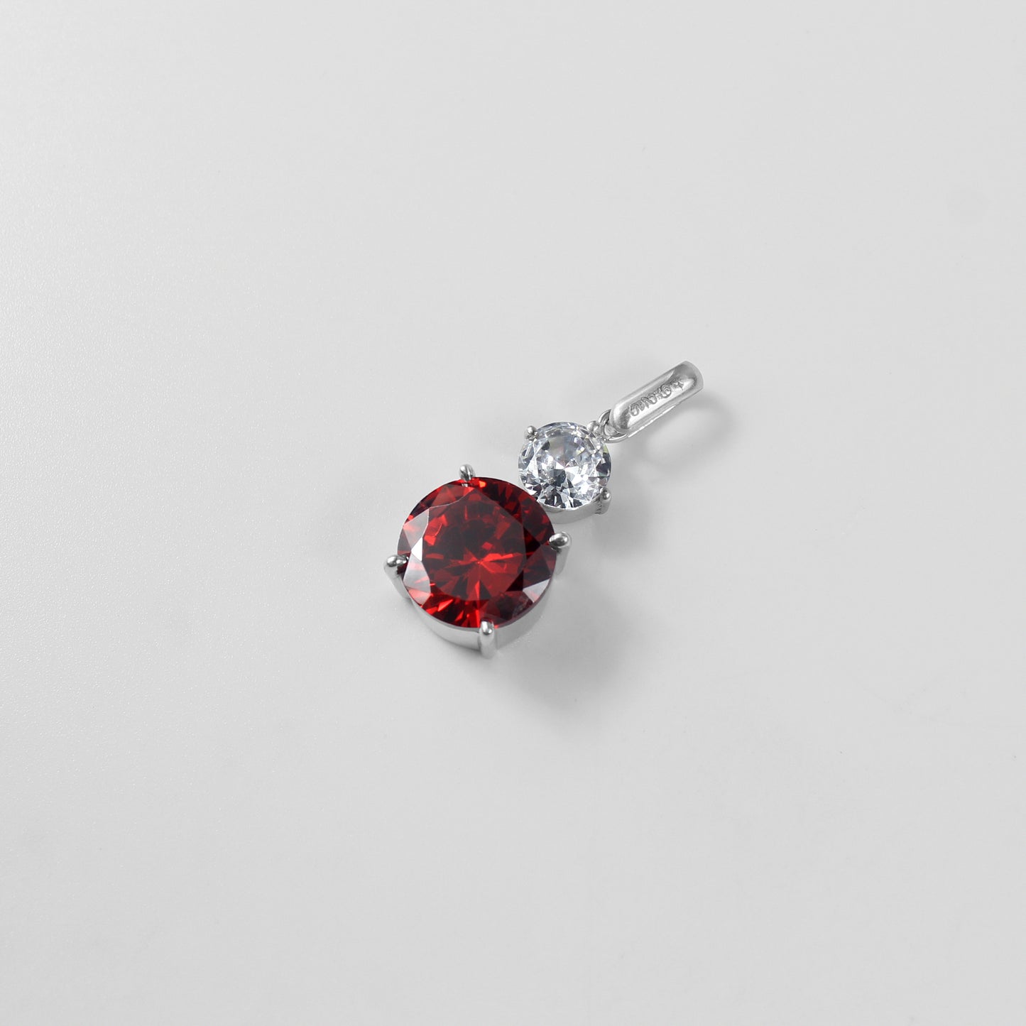 Gleamberry Charm Pendant