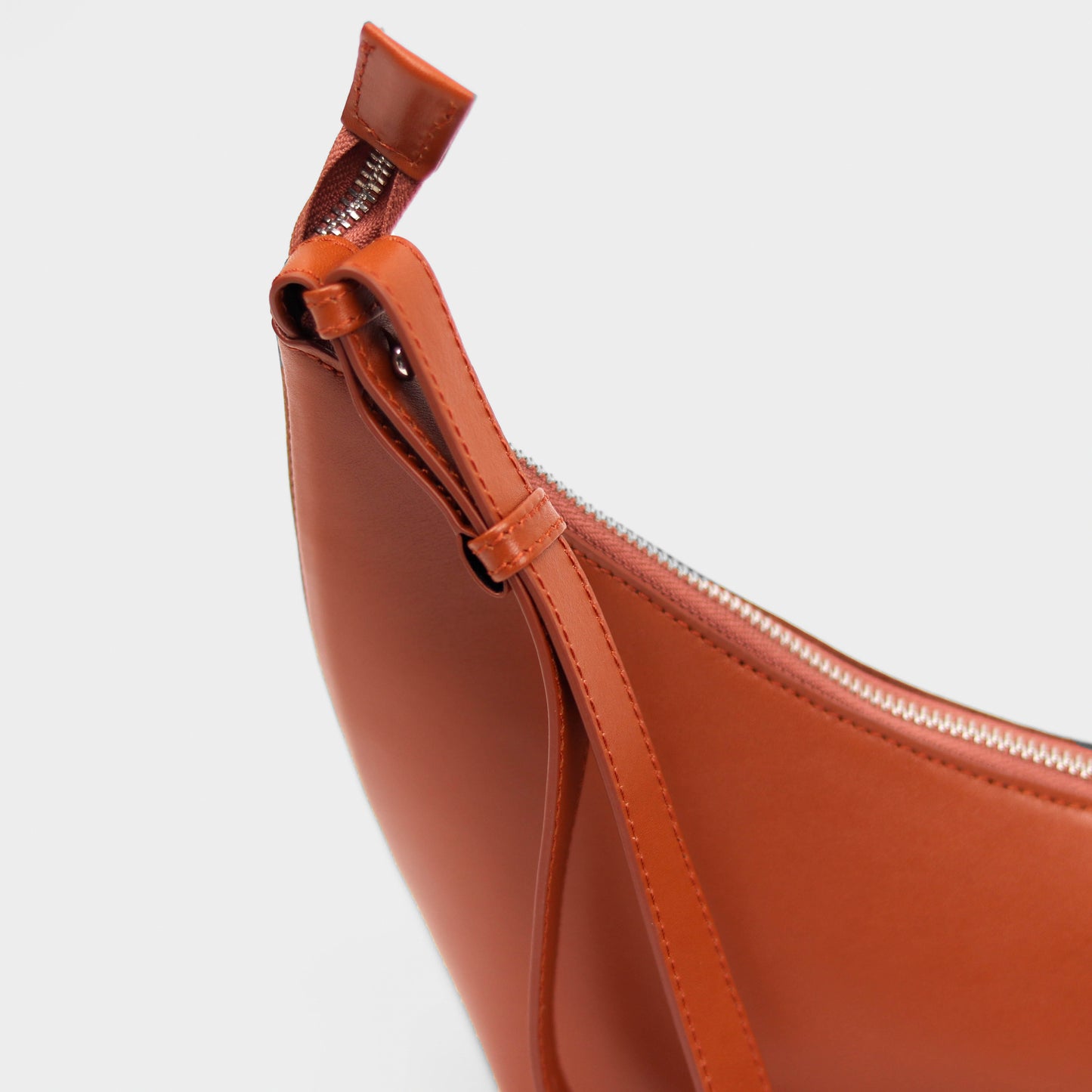 Juice Saddlecrest Shoulder Bag