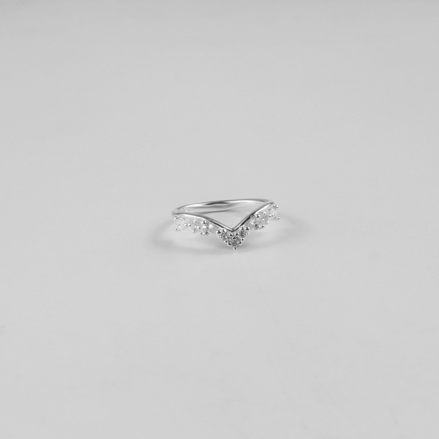 Luna Chevron Ring