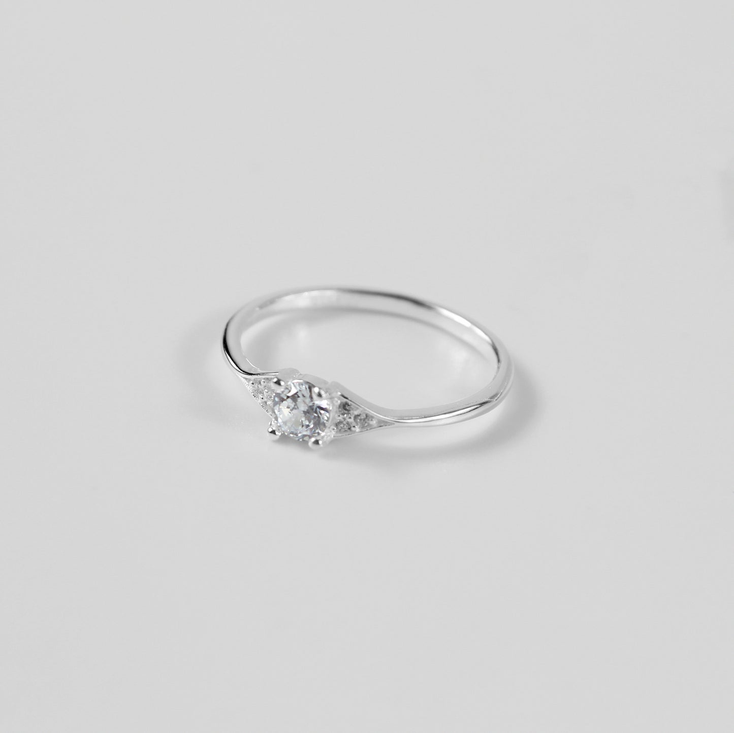 Perennial Gleam Ring