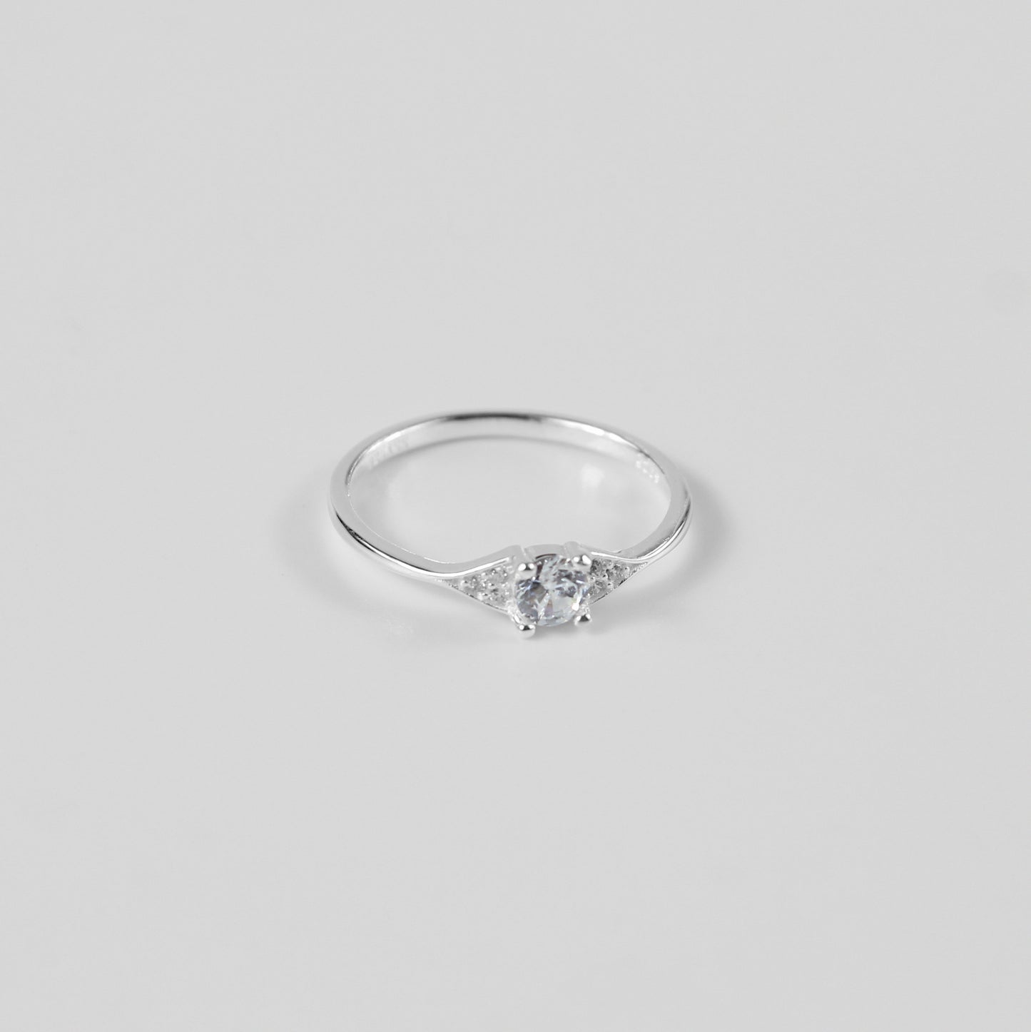 Perennial Gleam Ring