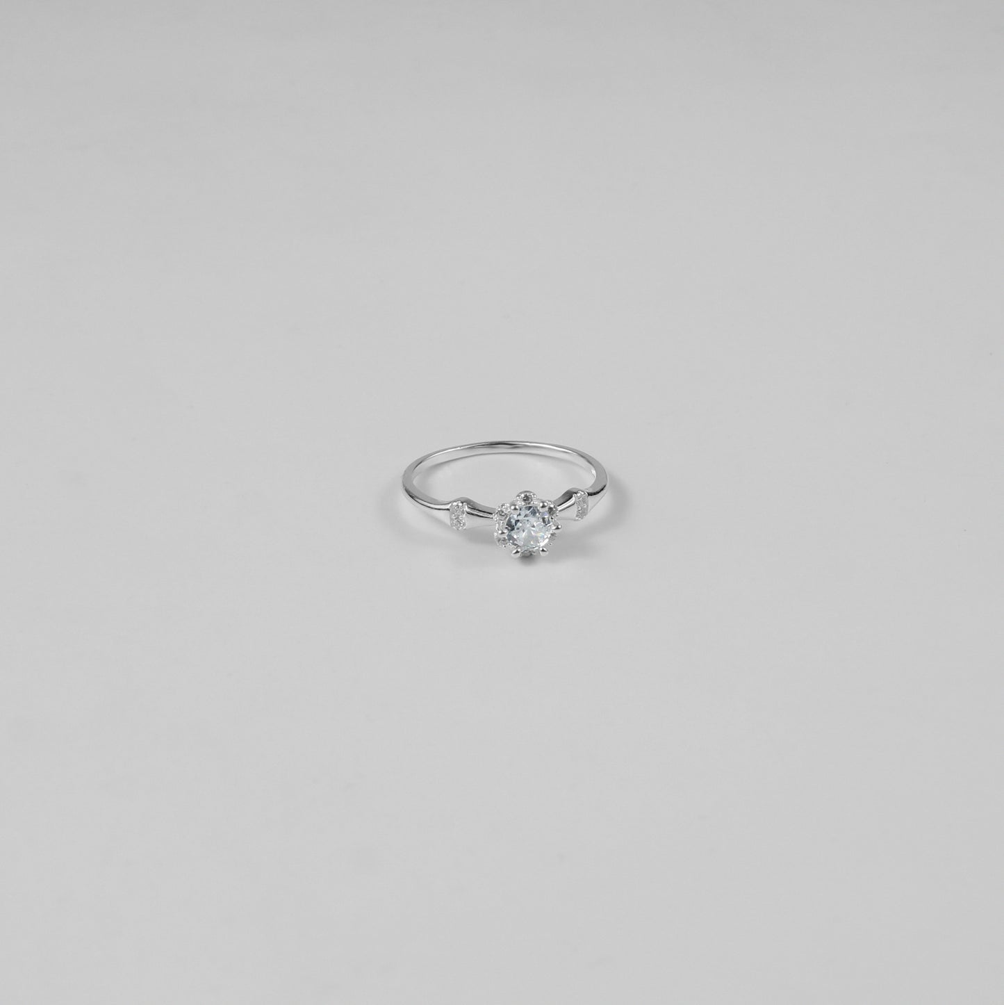 Sleek Quoin Ring