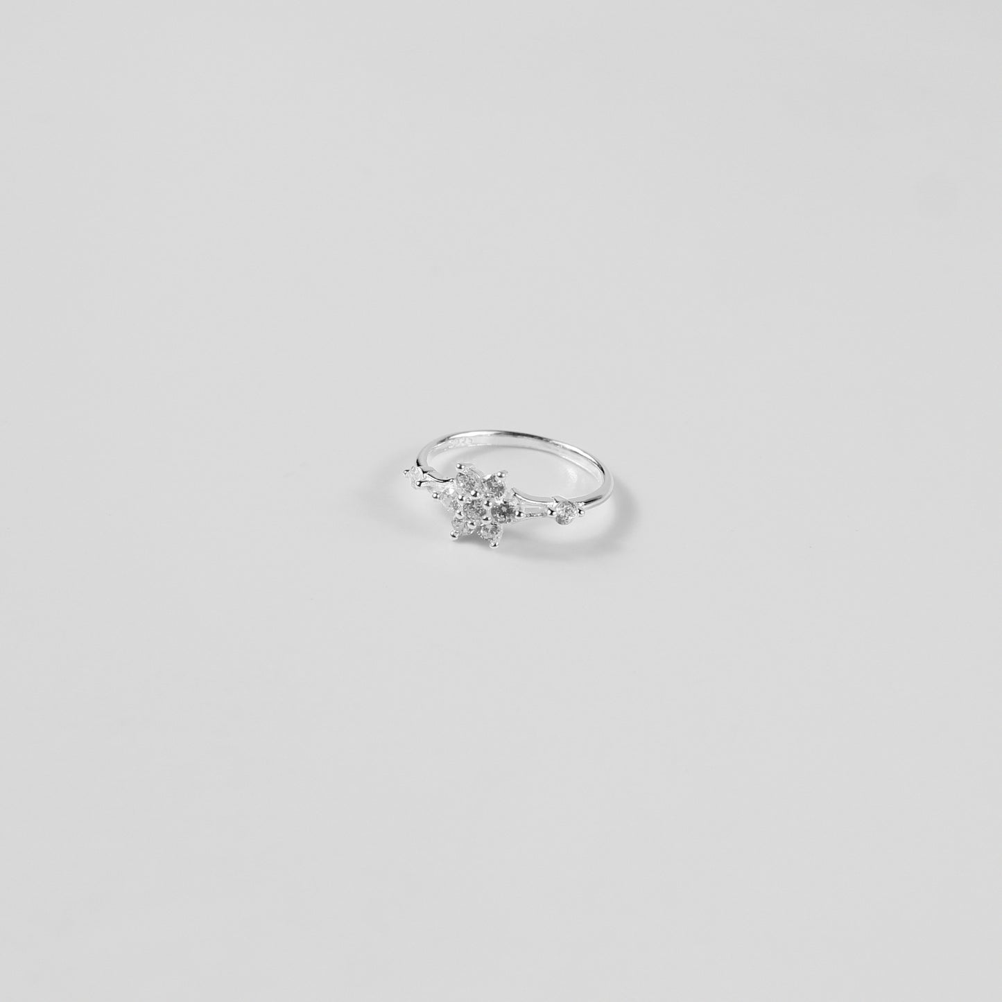 Starflare Halo Ring