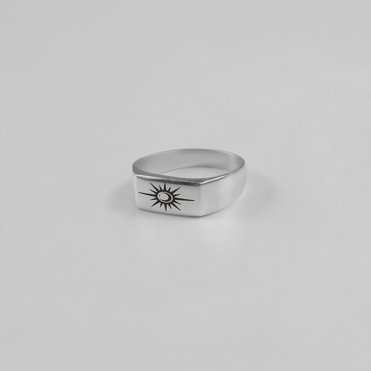 Zenith Sun & Moon Band Ring