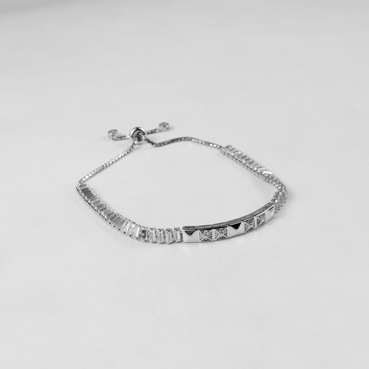 The 'Crystalvine' bracelet, a refined piece of 925 sterling silver jewelry, blending the organic charm of vines with the sparkling allure of crystals.