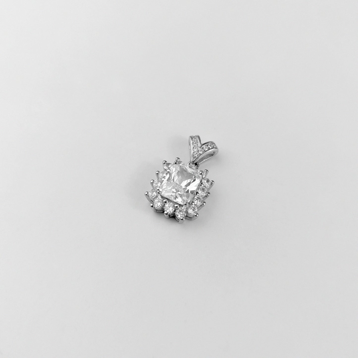 The 'Alpine Jewel' necklace, elegantly crafted from 925 sterling silver, inspired by the pristine beauty and timeless charm of alpine landscapes.