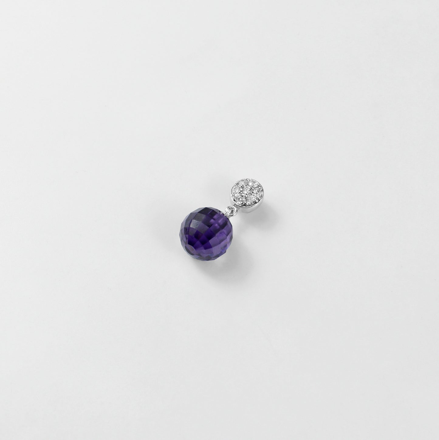 A beautiful necklace named 'Purple Charm,' crafted from 925 sterling silver. Its design features enchanting purple accents, exuding elegance and a touch of mystique.