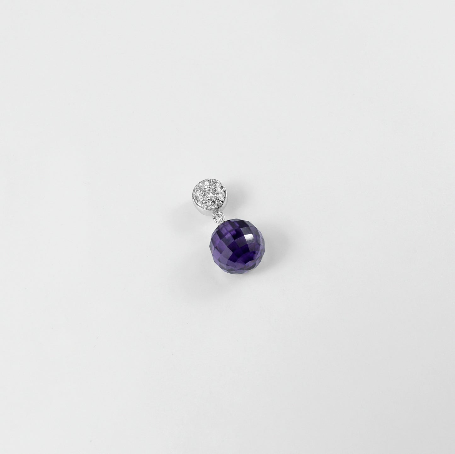 A beautiful necklace named 'Purple Charm,' crafted from 925 sterling silver. Its design features enchanting purple accents, exuding elegance and a touch of mystique.