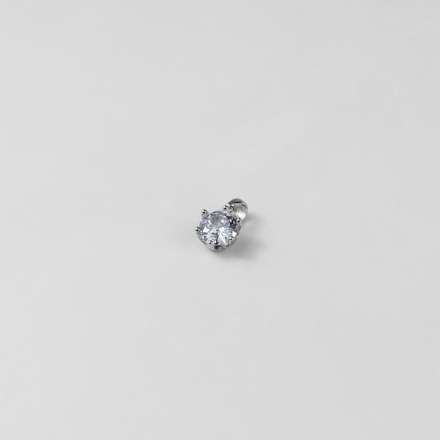A refined necklace named 'Serenite,' crafted from 925 sterling silver. Its minimalist design embodies tranquility and grace, making it a versatile and elegant accessory.