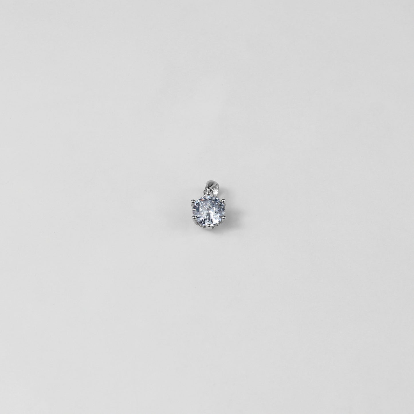 A refined necklace named 'Serenite,' crafted from 925 sterling silver. Its minimalist design embodies tranquility and grace, making it a versatile and elegant accessory.