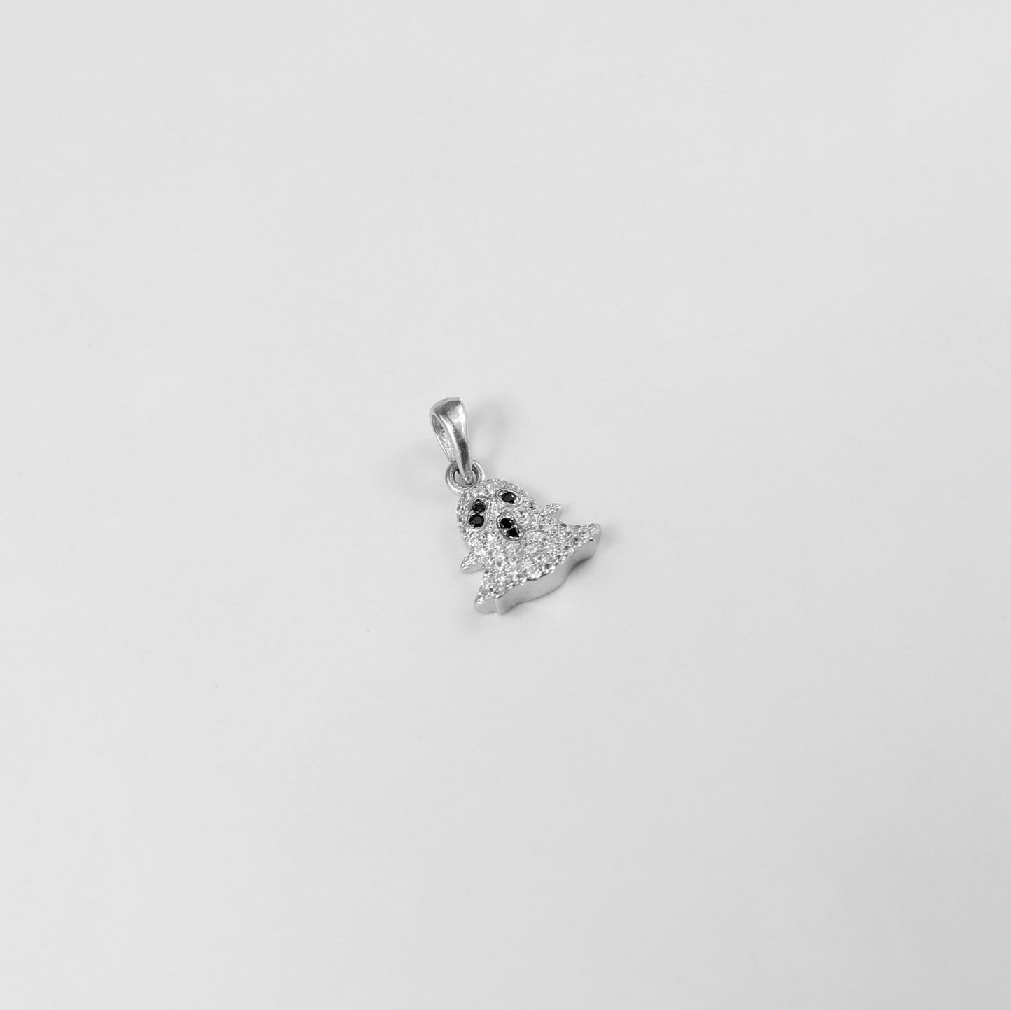 An enchanting necklace named 'Soulbound,' crafted from 925 sterling silver. Its intricate design symbolizes deep connection and eternal unity, radiating timeless elegance.