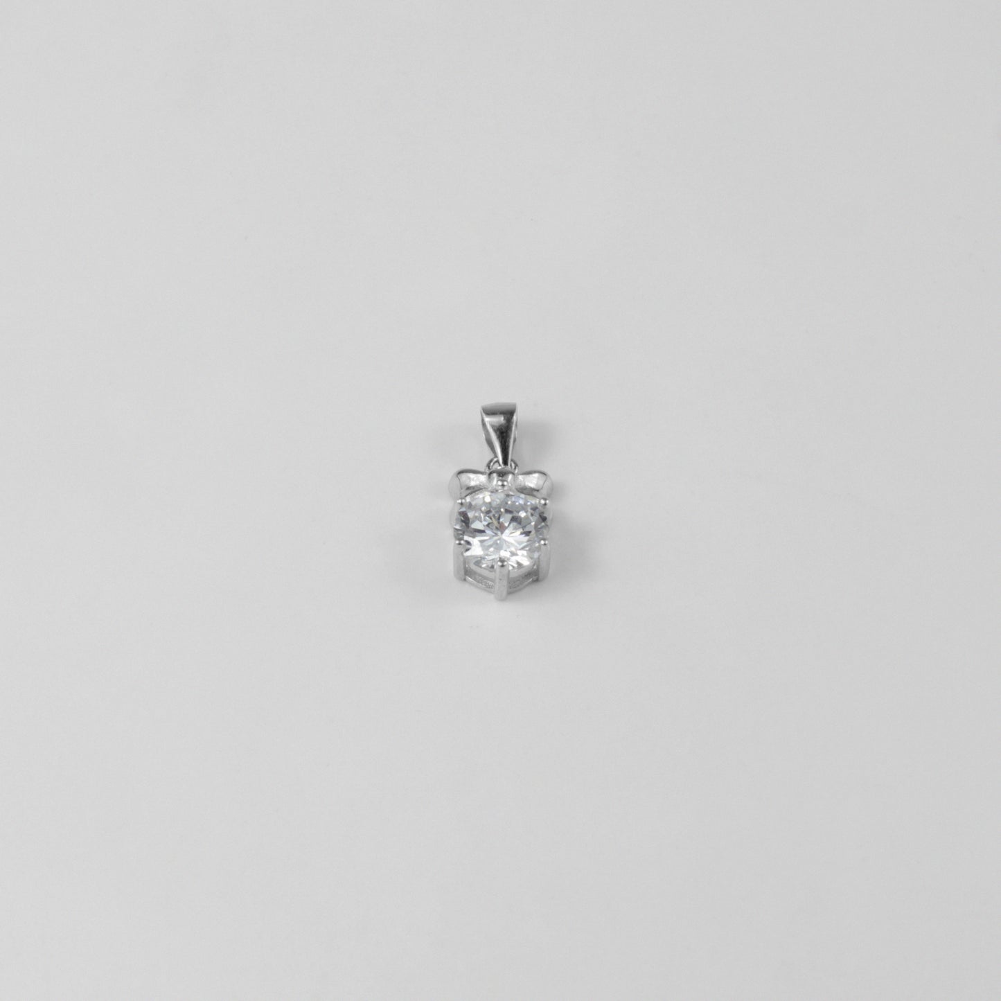GETTHEJUICE-925STERLINGSILVER-White Veil Necklace: A sterling silver necklace with an ethereal design resembling a delicate veil, offering a timeless and graceful charm.