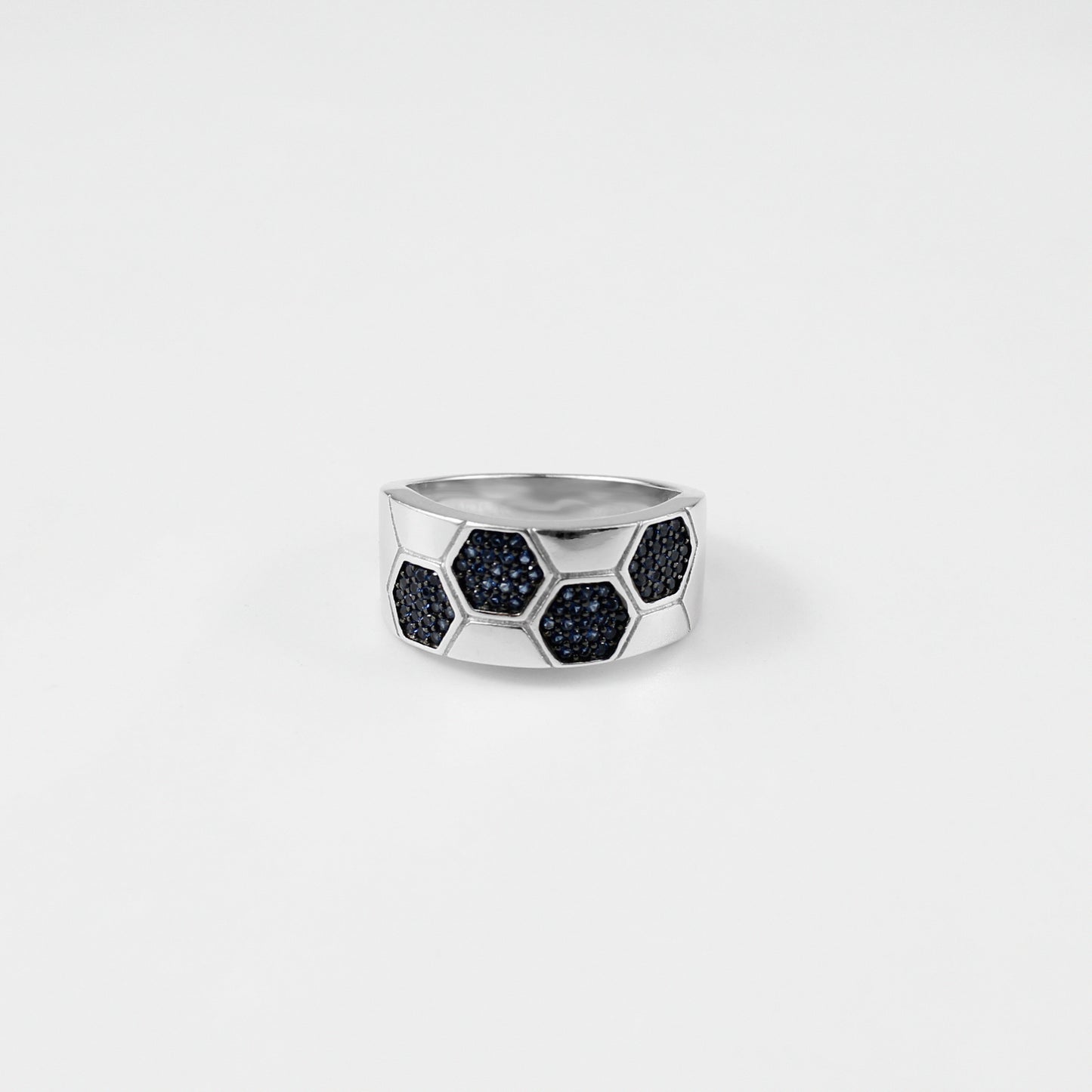925 sterling silver ring named 'Alba,' inspired by the serene beauty of dawn. Its clean and elegant design captures the essence of new beginnings, making it a timeless accessory for any occasion.
