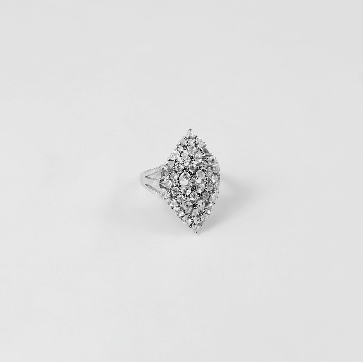 Chic and modern Obsidian Frost Ring by 'Get The Juice,' crafted in high-quality 925 sterling silver.