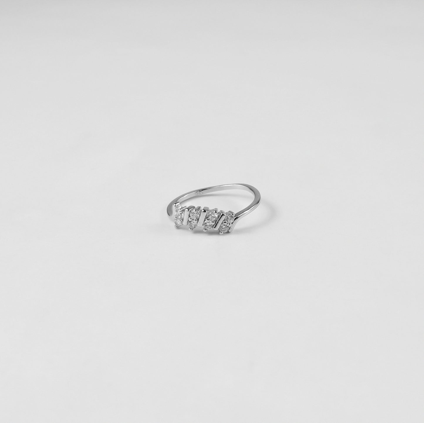 Silhouette Band Ring crafted in 925 sterling silver, featuring a sleek and minimalist design for timeless sophistication.