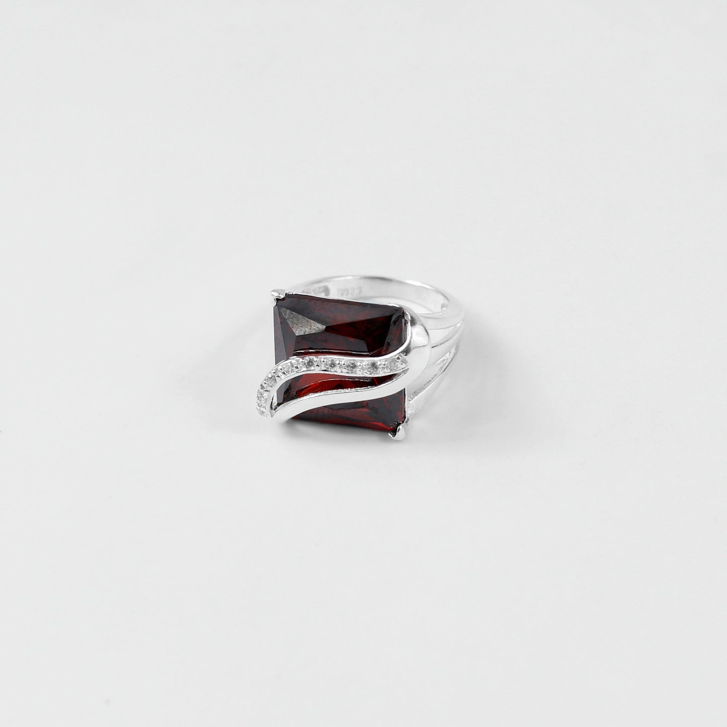 925 sterling silver ring named 'Sovereign Stone,' featuring a bold and majestic design centered around a striking stone. Its regal craftsmanship embodies authority and timeless elegance, making it a statement piece fit for royalty.