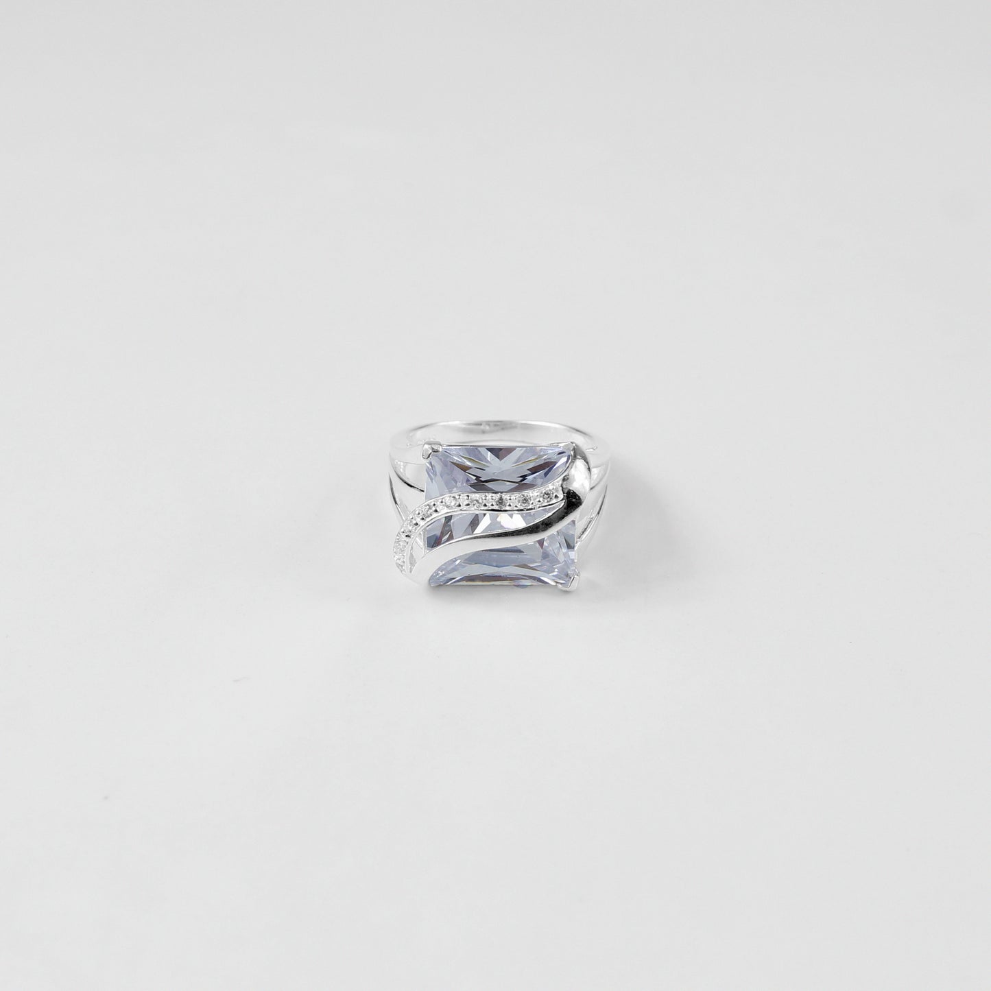 925 sterling silver ring named 'Sovereign Stone,' featuring a bold and majestic design centered around a striking stone. Its regal craftsmanship embodies authority and timeless elegance, making it a statement piece fit for royalty.