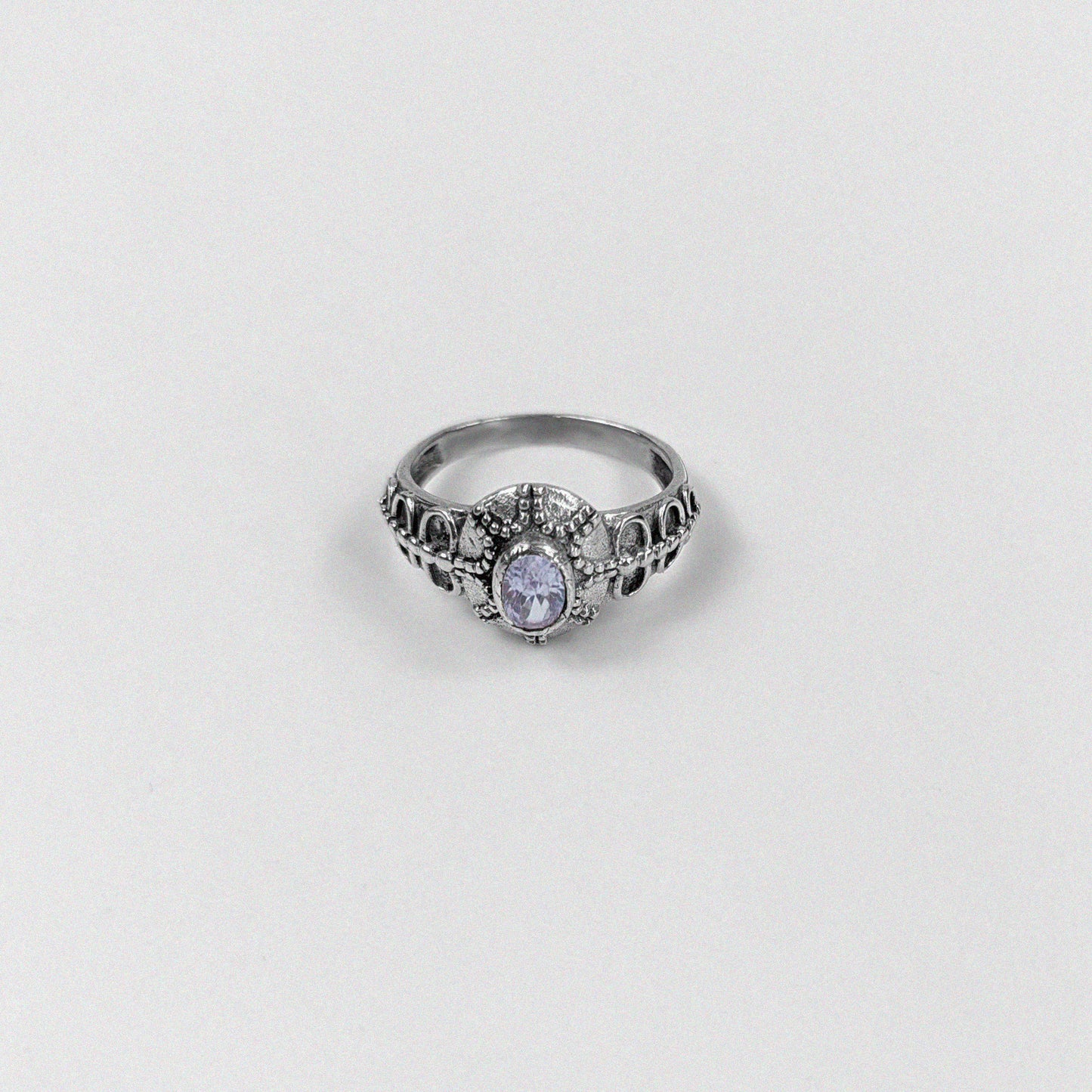 925 sterling silver ring featuring a refined and classic design, named 'Timeless Treasures Ring.