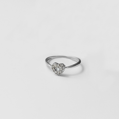 Nyra Heart Ring
