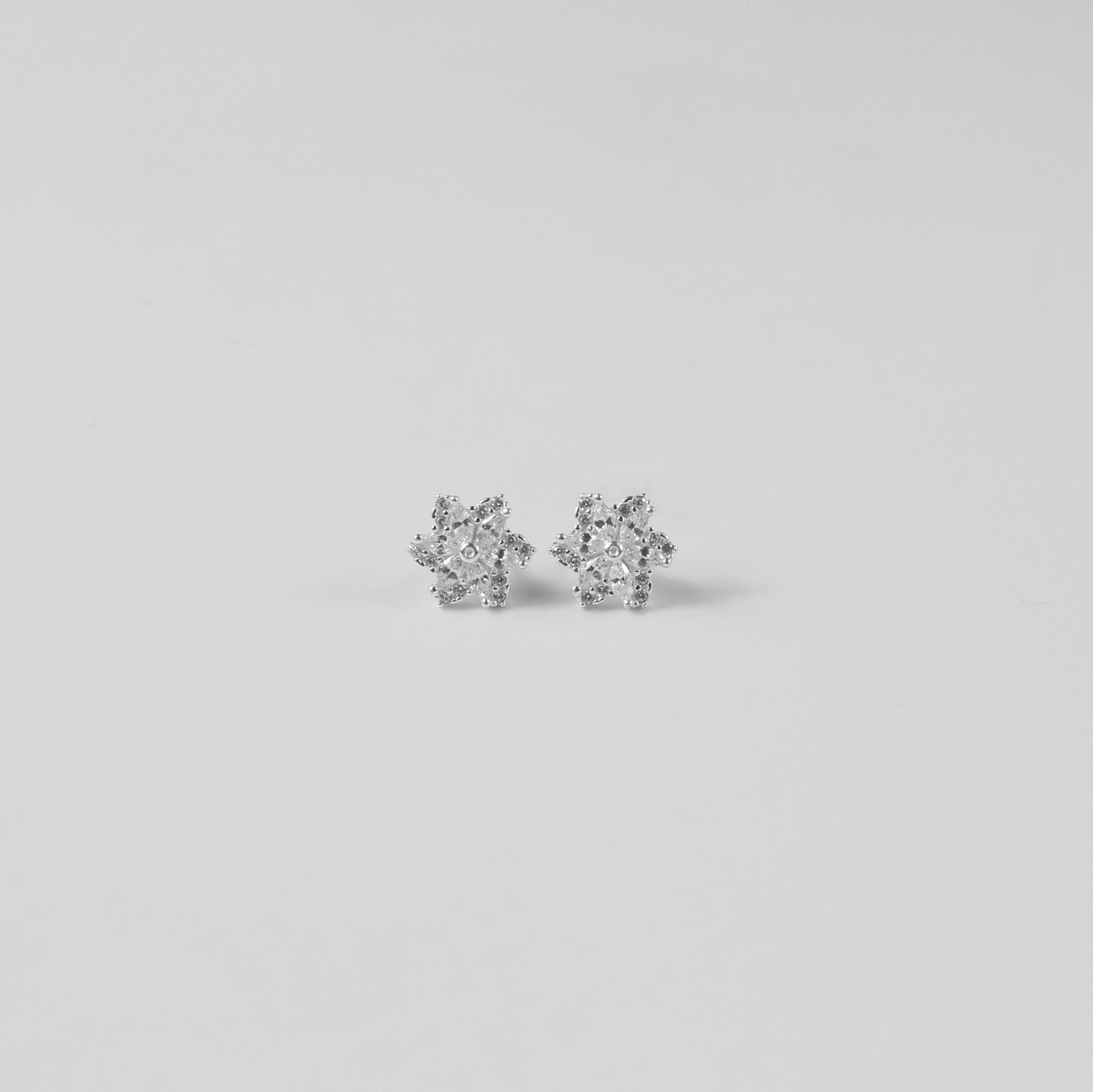 Starflower Gleam Ear Studs