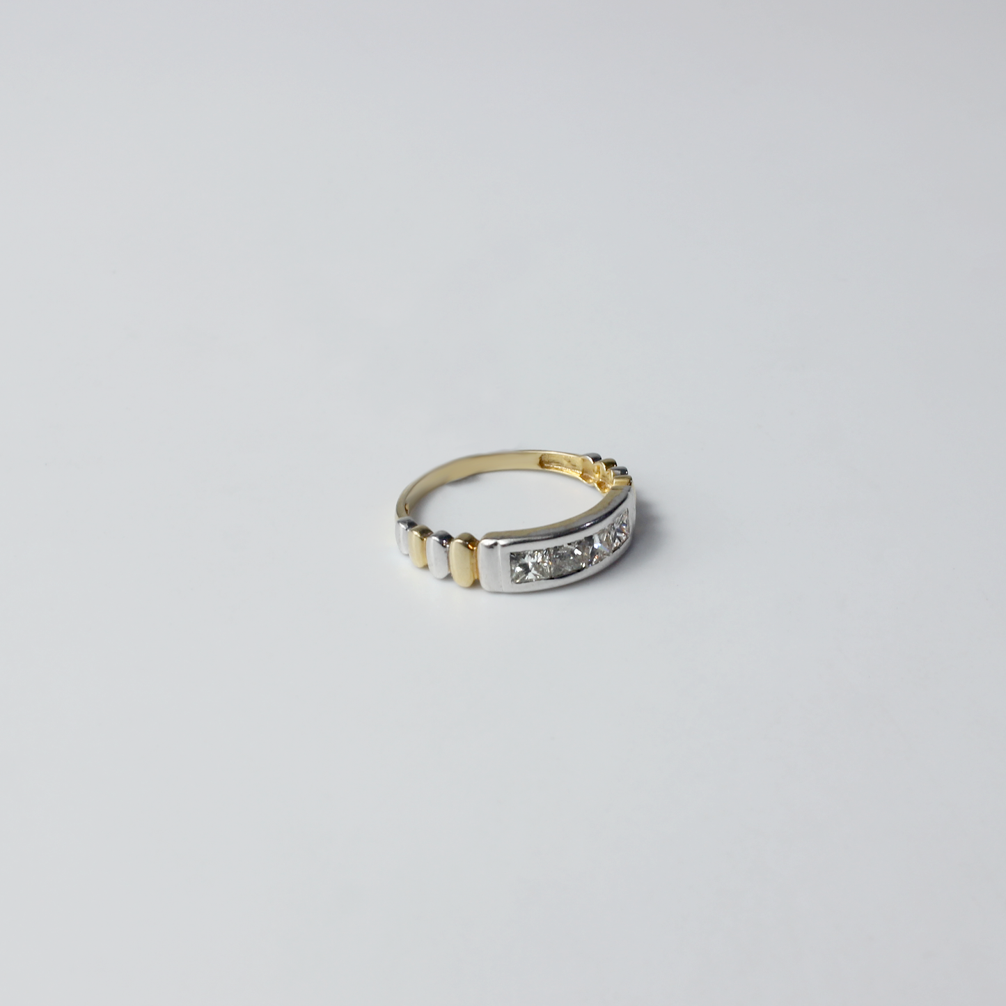 Nova Arc Ring