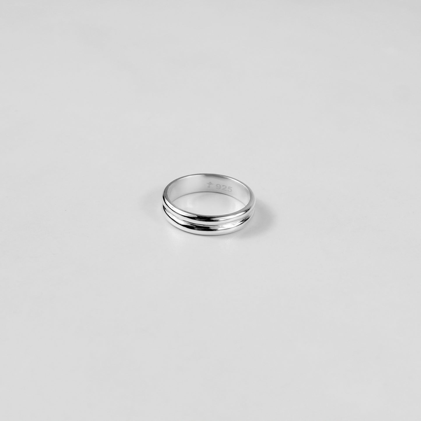 Cosmic Alloy Ring