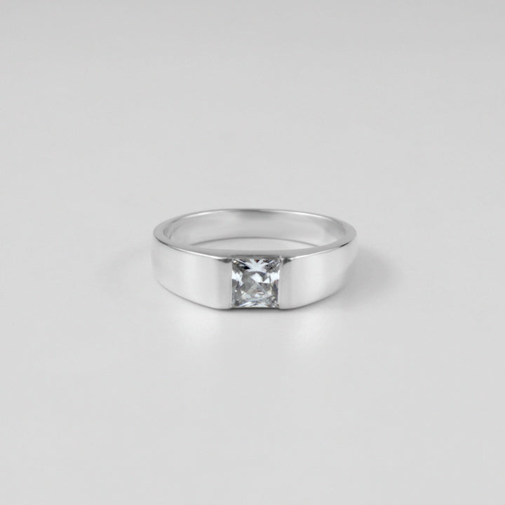 White Radiance Ring