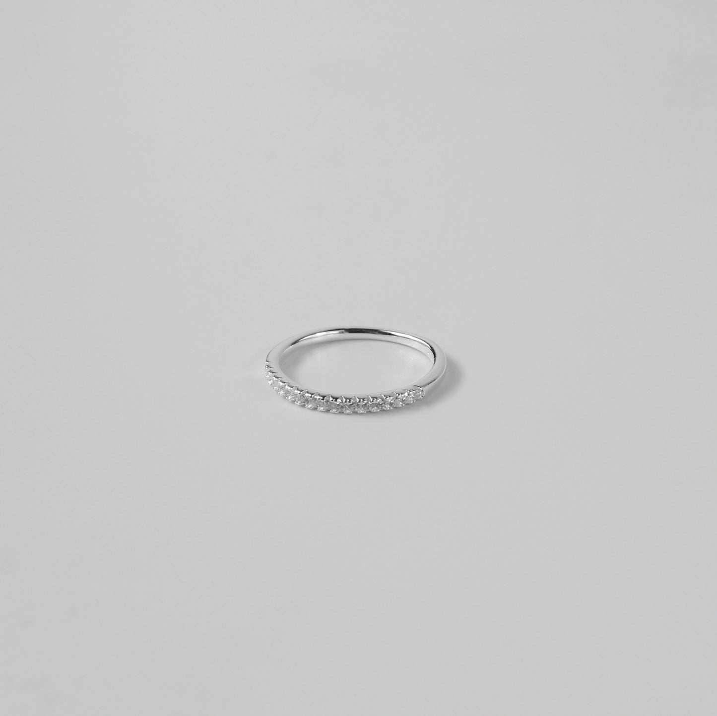 Linear Lumina Ring