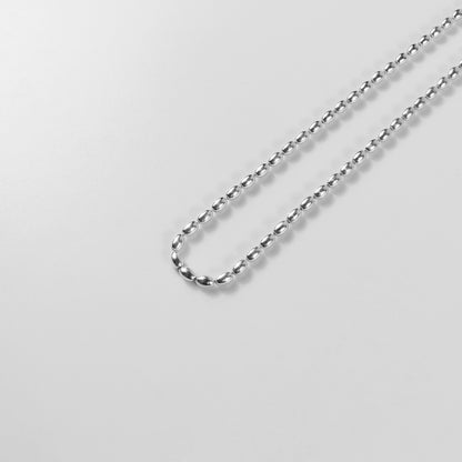 Fluid Oval Necklace