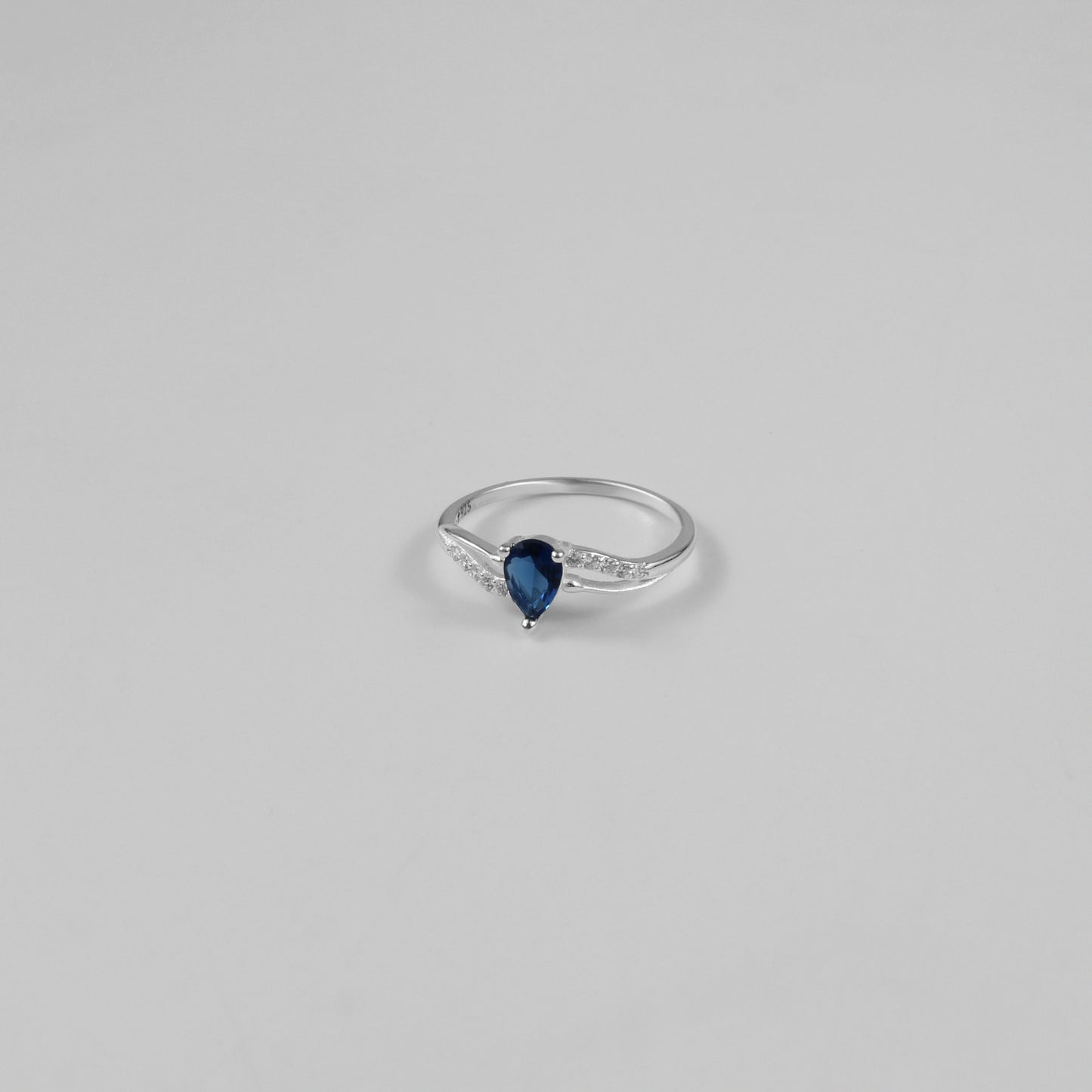 Blue Pear Wave Ring