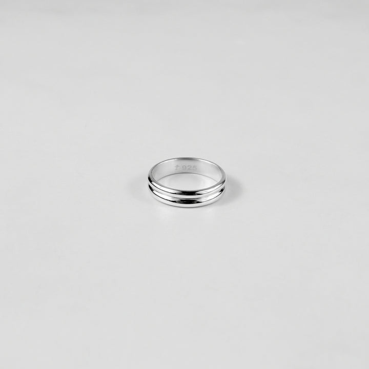 Cosmic Alloy Ring