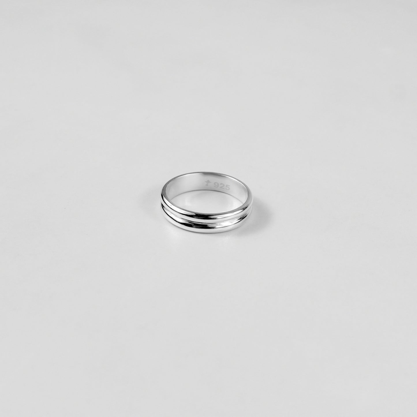 Cosmic Alloy Ring
