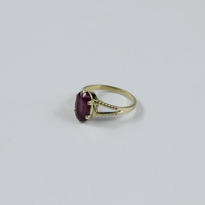 Crimson Claw Ring