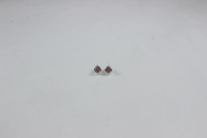 Cylinder Gem Ear Studs (Pink)