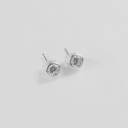 Cylinder Gem Ear Studs (White)