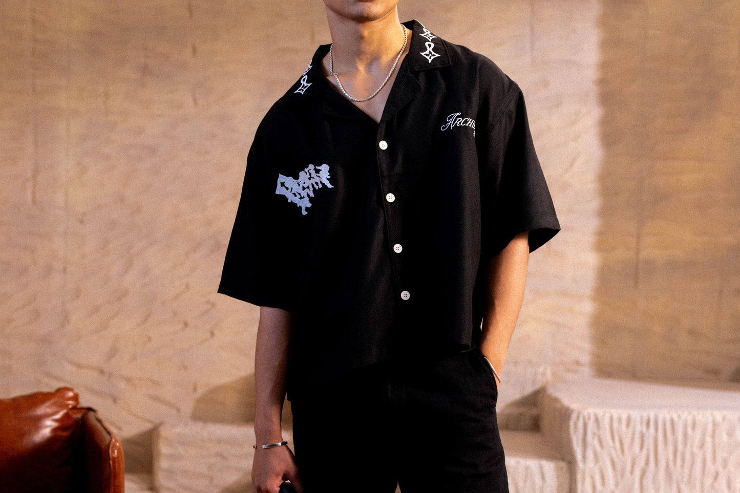 Archieve Statement Black Shirt