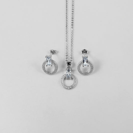 Eclat Circle Necklace