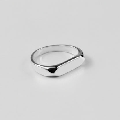 Edge Signet Ring